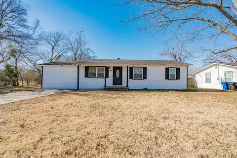 2401 Gilmer St, Caddo Mills, TX 75135