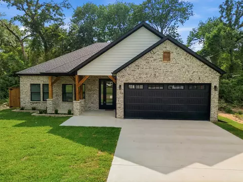 429 Waterboard Dr, Trinidad, TX 75163
