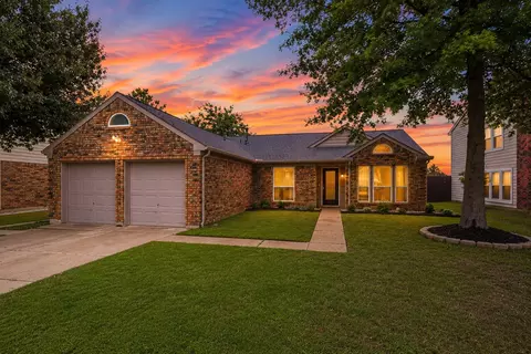 5328 Colonial Dr, Flower Mound, TX 75028