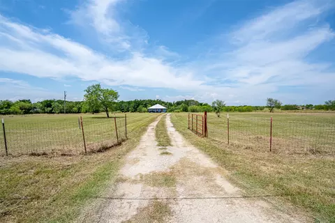 166 Private Road 1404, Morgan, TX 76671