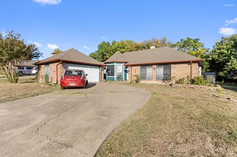 5422 Peninsula Way, Garland, TX 75043