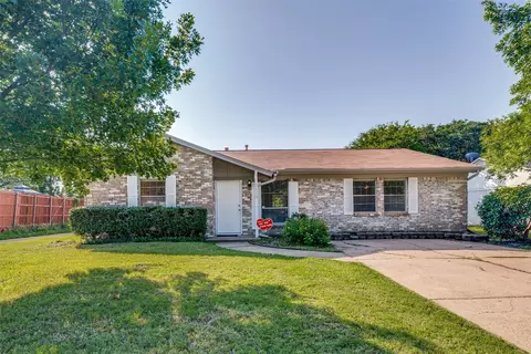 2510 Larchmont Dr, Mesquite, TX 75150