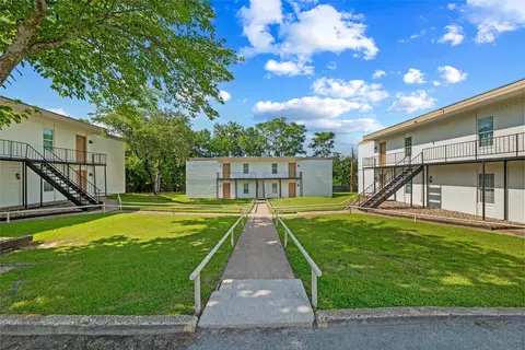 312 W Rentz St, Weatherford, TX 76086