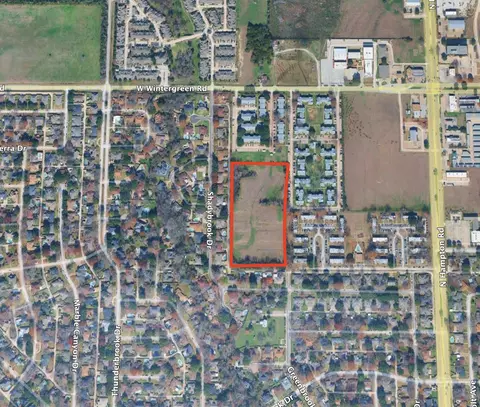 300 W Wintergreen Rd, Desoto, TX 75115