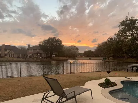351 Cove Dr, Coppell, TX 75019