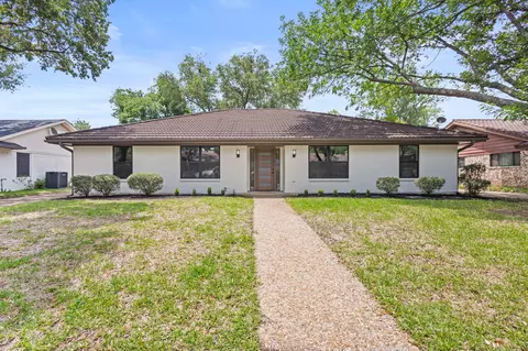 442 Hanover Ln, Irving, TX 75062
