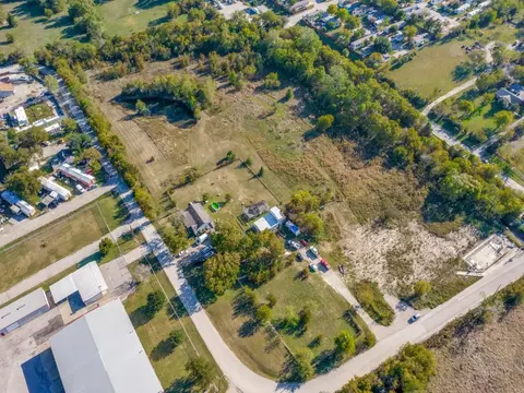 248 E Lawson Rd, Dallas, TX 75253