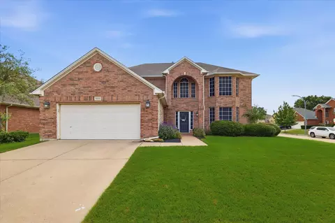 8600 Sterling Trace Cir, Fort Worth, TX 76244
