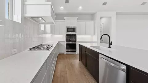 Kitchen - 1816 Bistineau Ct, Celina, TX 75009 photo 2 of 4