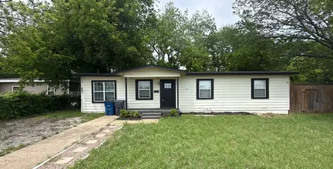 3155 E Ledbetter Dr, Dallas, TX 75216