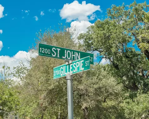 1218 Saint John St, Greenville, TX 75401