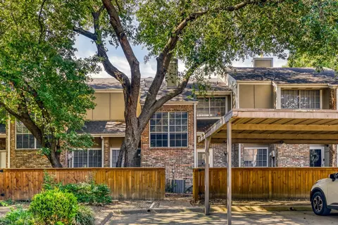 2420 Northlake Ct, Irving, TX 75038