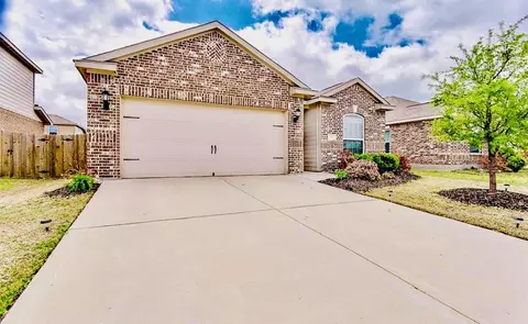 111 Rebel Rd, Venus, TX 76084
