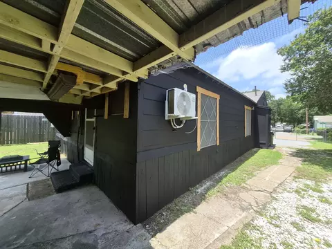 Exterior - 3720 Live Oak Ave, Waco, TX 76708 photo 5 of 7