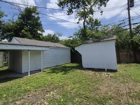Exterior - 3720 Live Oak Ave, Waco, TX 76708 photo 7 of 7