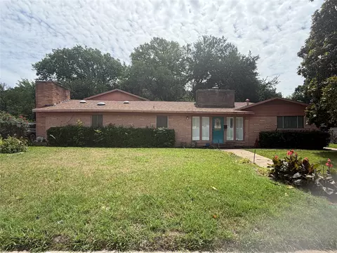 3016 Dreeben Dr, Richland Hills, TX 76118
