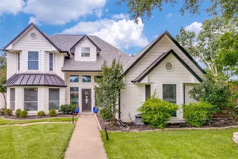 5 Rushing Creek Ct, Trophy Club, TX 76262