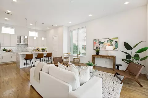 1719 Caddo St #101, Dallas, TX 75204
