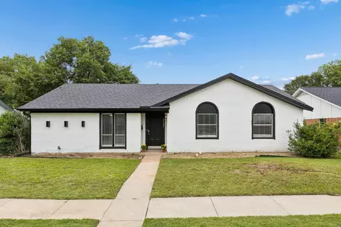 2123 Sheraton Dr, Carrollton, TX 75007