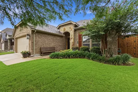 712 Mist Flower Dr, Little Elm, TX 75068