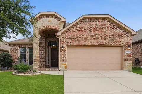 2716 Frontier Dr, Denton, TX 76210