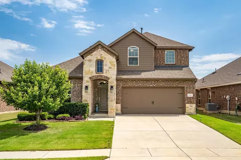 11204 Glover Ln, Aubrey, TX 76227