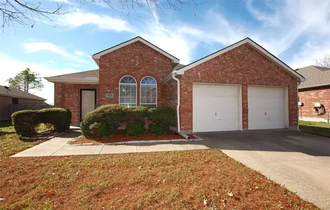 338 Bayberry Trl, Forney, TX 75126