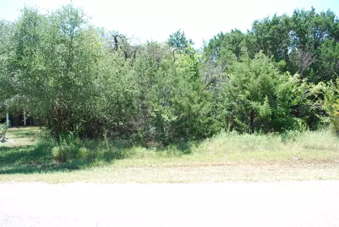 44155 Whisperwood Dr, Whitney, TX 76692
