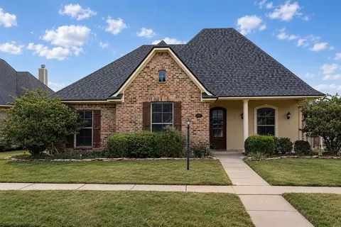1111 Creole Dr, Bossier City, LA 71111