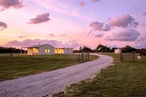 184 County Road 2484, Hico, TX 76457