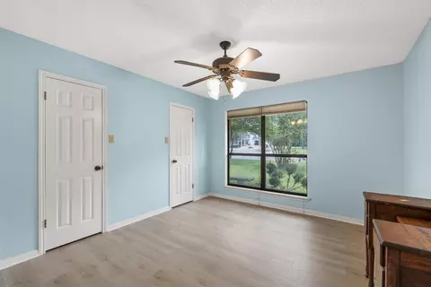 Bedroom - 2812 Chimney Hill Dr, Waco, TX 76708 photo 4 of 5