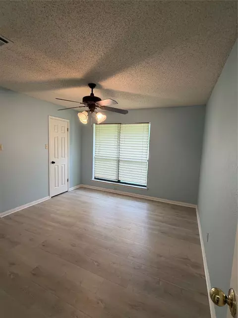Bedroom - 2812 Chimney Hill Dr, Waco, TX 76708 photo 2 of 2