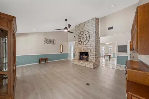 Living - 2812 Chimney Hill Dr, Waco, TX 76708 photo 2 of 4