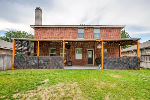 1956 Lariat Dr, Justin, TX 76247