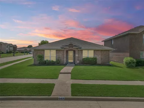 649 Canyon Pl, Desoto, TX 75115