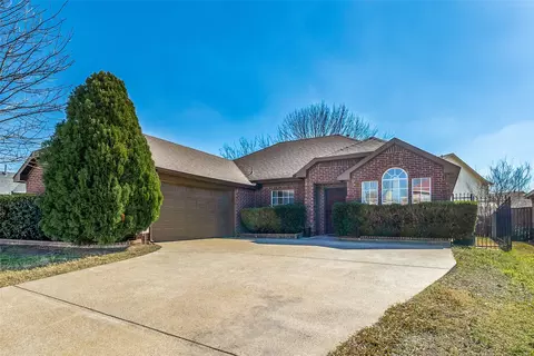 4621 Saint Francis Ave, Dallas, TX 75227