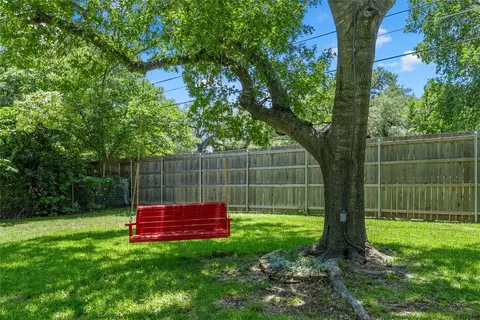 Exterior - 3924 N 30th St, Waco, TX 76708 photo 7 of 7
