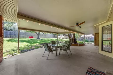 Exterior - 3924 N 30th St, Waco, TX 76708 photo 4 of 7