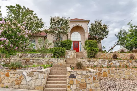 2721 Gold Rush Ln, Carrollton, TX 75007