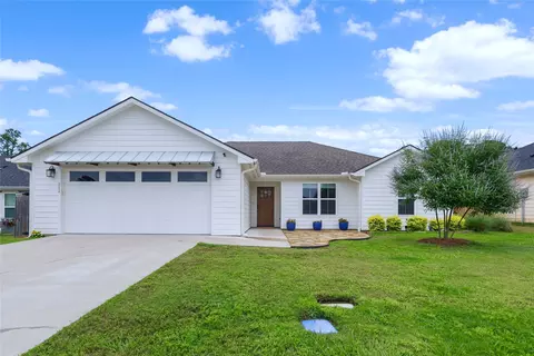 111 Lainey Ln, Mineola, TX 75773