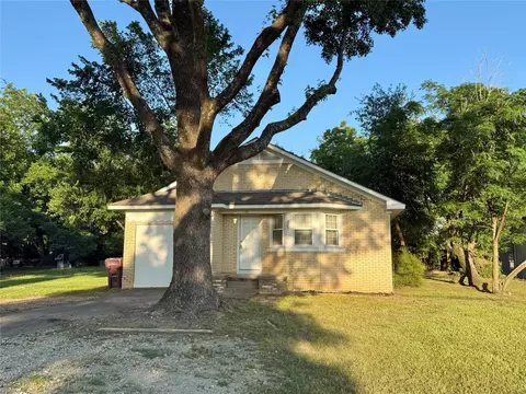 1130 S Buffalo St, Canton, TX 75103