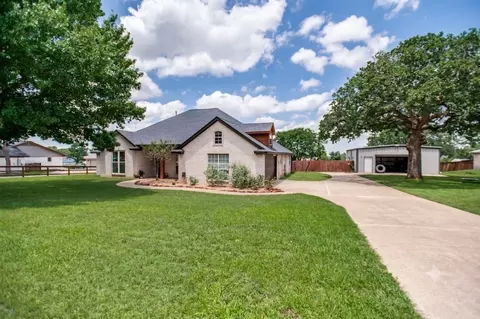 5643 W Caylor Rd, Fort Worth, TX 76244