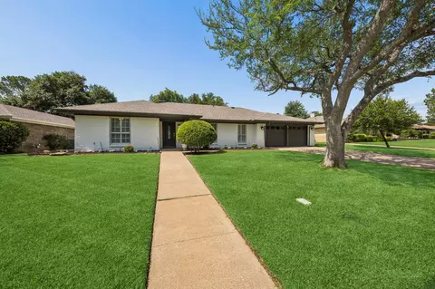 904 Shelley Dr, Arlington, TX 76012