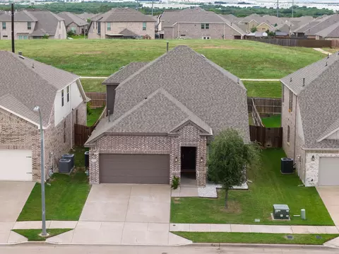 14613 Martin Creek Cv, Roanoke, TX 76262