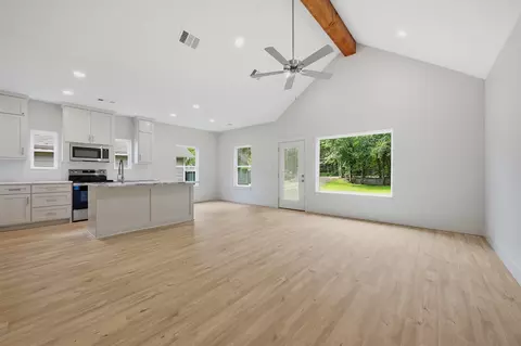 110 W Hull St, Denison, TX 75021