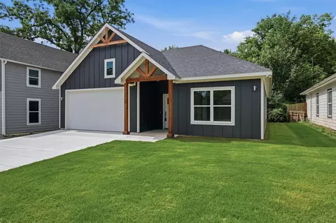 110 W Hull St, Denison, TX 75021