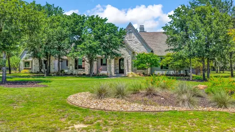 282 Sugartree Cir, Lipan, TX 76462