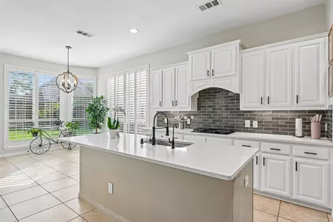 837 Moss Cliff Cir, Mckinney, TX 75071