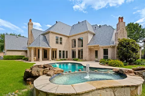 5511 Clermont Ct, Colleyville, TX 76034
