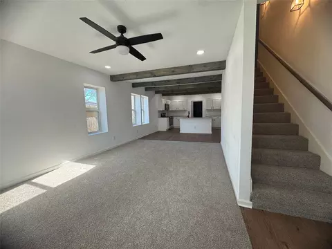 Living - 607 E Monterey St, Denison, TX 75021 photo 2 of 3